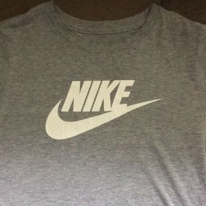 Nike Boys youth L T-shirt